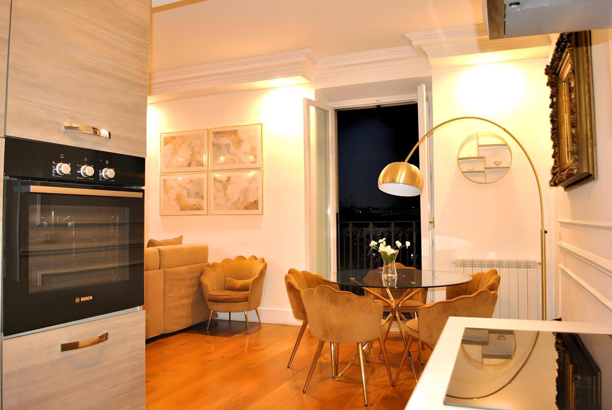 Colosseum Panorama Penthouse With Terrace By Hostand Rom