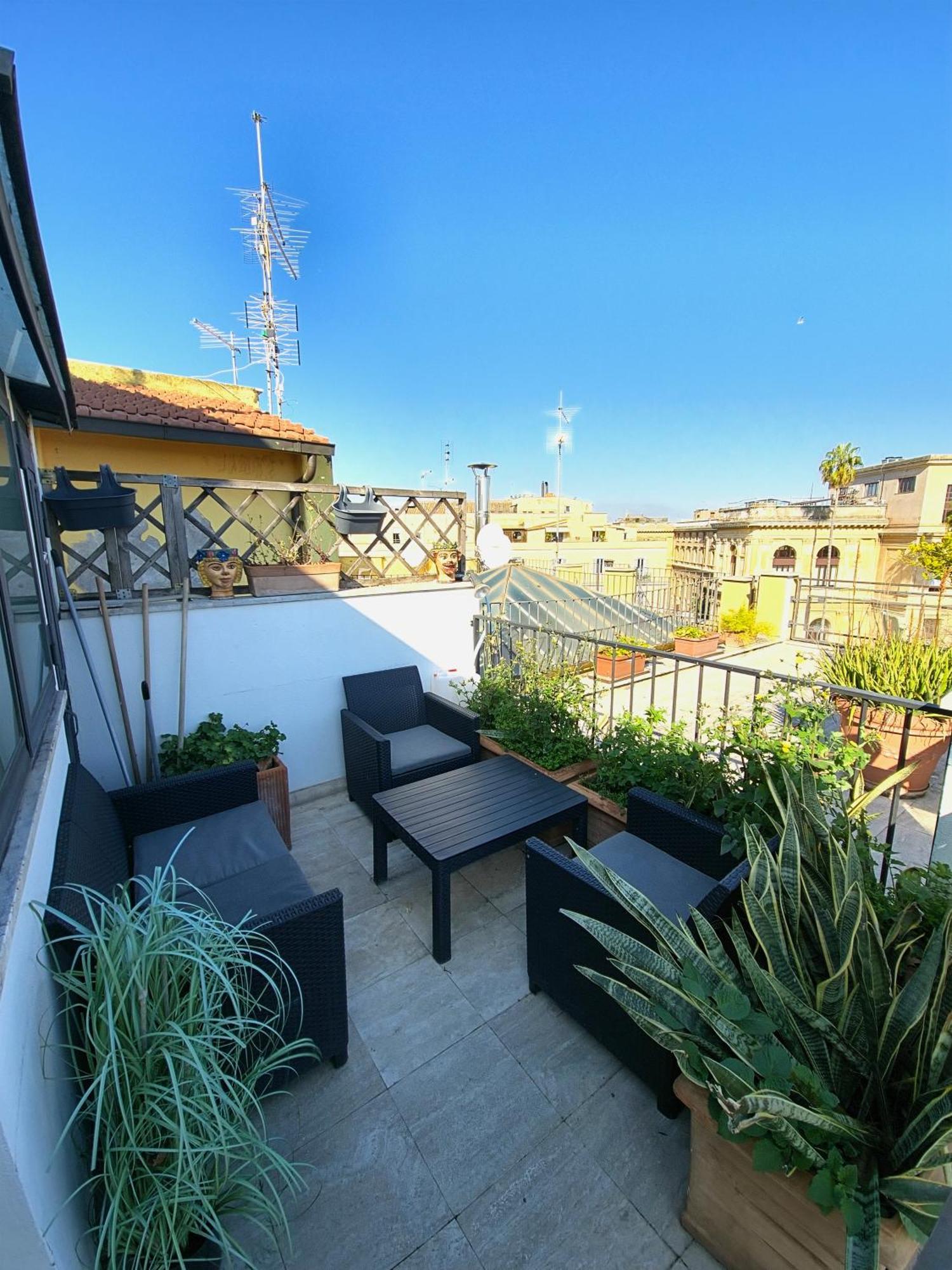 Colosseum Panorama Penthouse With Terrace By Hostand Lägenhet Rom