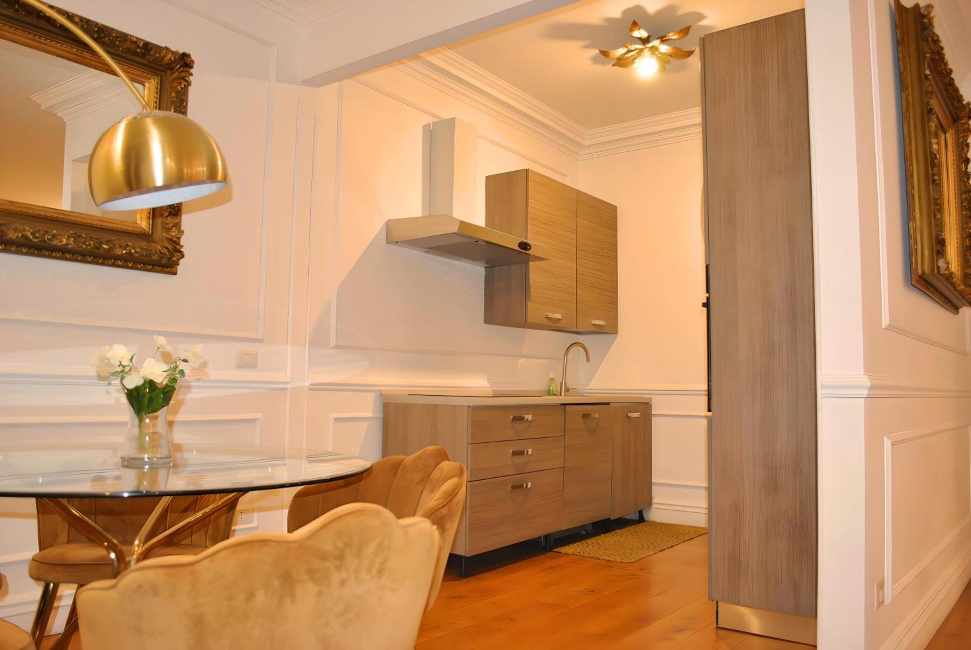 Apartment Colosseum Panorama Penthouse With Terrace By Hostand